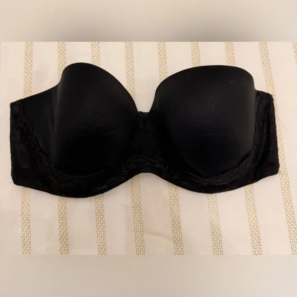 Victoria's Secret Black Strapless Bra - Picture 1 of 4